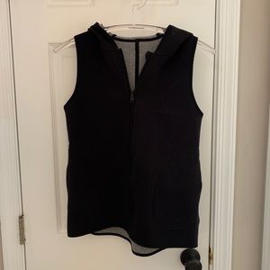 Lululemon Black & Gray Reversible Vest